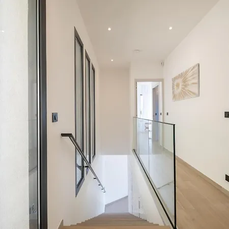 Villa Architect-designed House Heated Pool And Sea View *