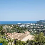 Architect-designed House Heated Pool And Sea View Mandelieu