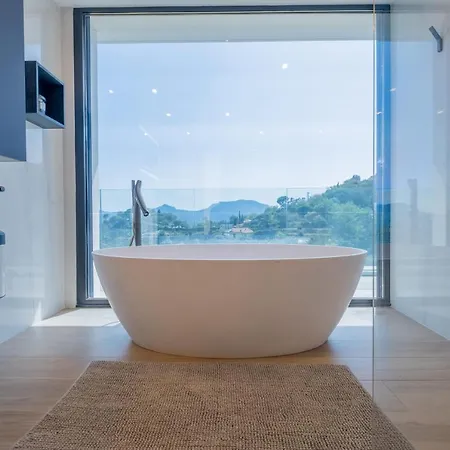 Architect-designed House Heated Pool And Sea View