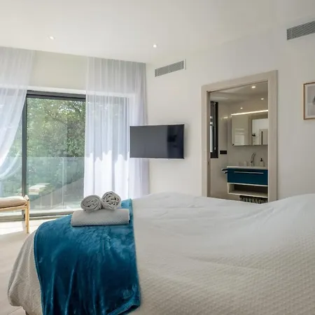 Villa Architect-designed House Heated Pool And Sea View *