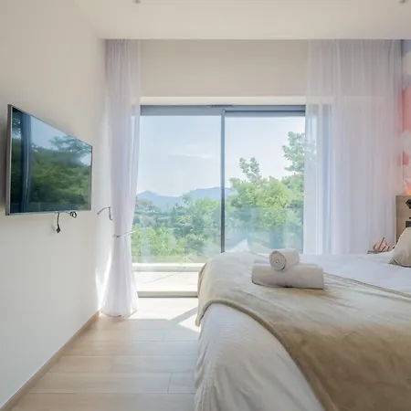 Architect-designed House Heated Pool And Sea View Villa Mandelieu