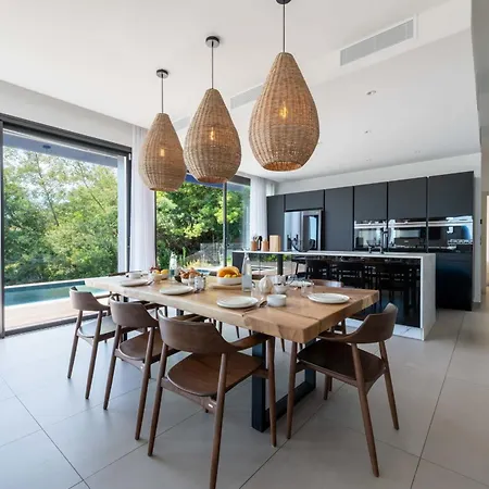 Villa Architect-designed House Heated Pool And Sea View *