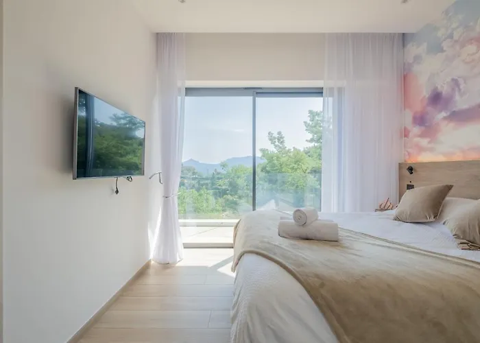 Architect-designed House Heated Pool And Sea View Villa Mandelieu