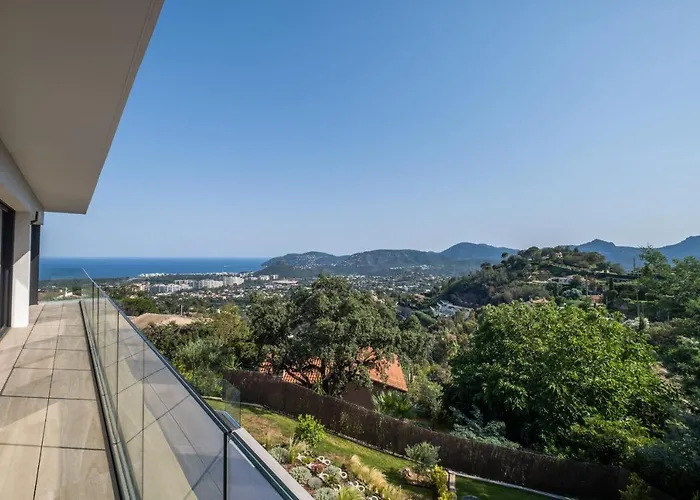 Architect-designed House Heated Pool And Sea View 빌라 망들리유 라 나플