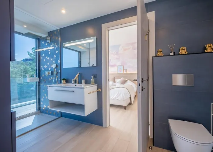 Architect-designed House Heated Pool And Sea View 빌라 망들리유 라 나플