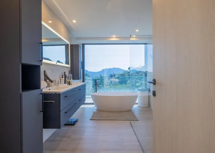 빌라 Architect-designed House Heated Pool And Sea View 망들리유 라 나플